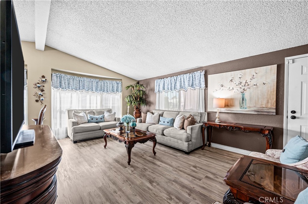 4080 Pedley Road Riverside, CA 92509 - Photo 8 of 38 Gallery Image 8