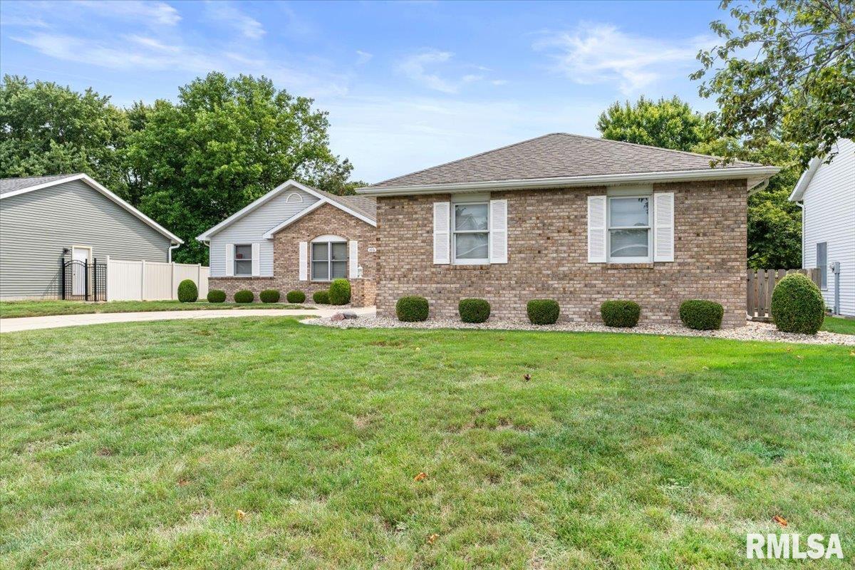 1816 Hunter Ridge Drive Springfield, IL 62704 - Photo 38 of 38 Gallery Image 38