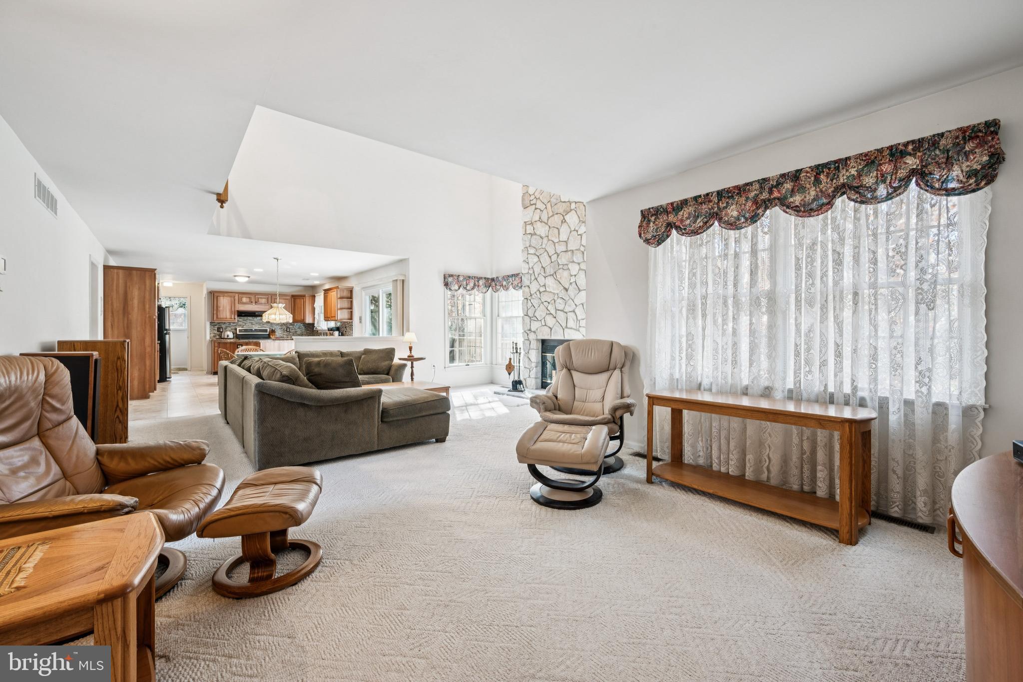 32 Constitution Drive Southampton, NJ 08088 - Photo 18 of 31 a living room with furniture and a window