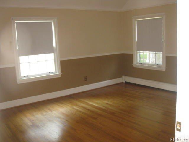 262 Lewiston Road Grosse Pointe, MI 48236 - Photo 9 of 17 Bedroom