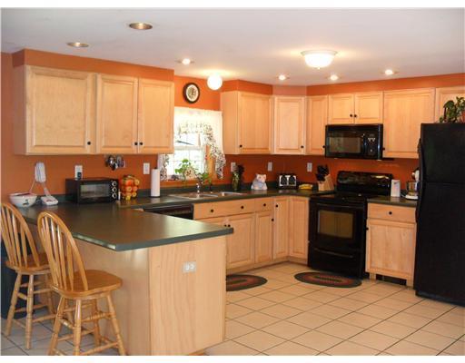 533 Buzzell Hill Road Hope, ME 04847 - Photo 2 of 10 Kitchen.