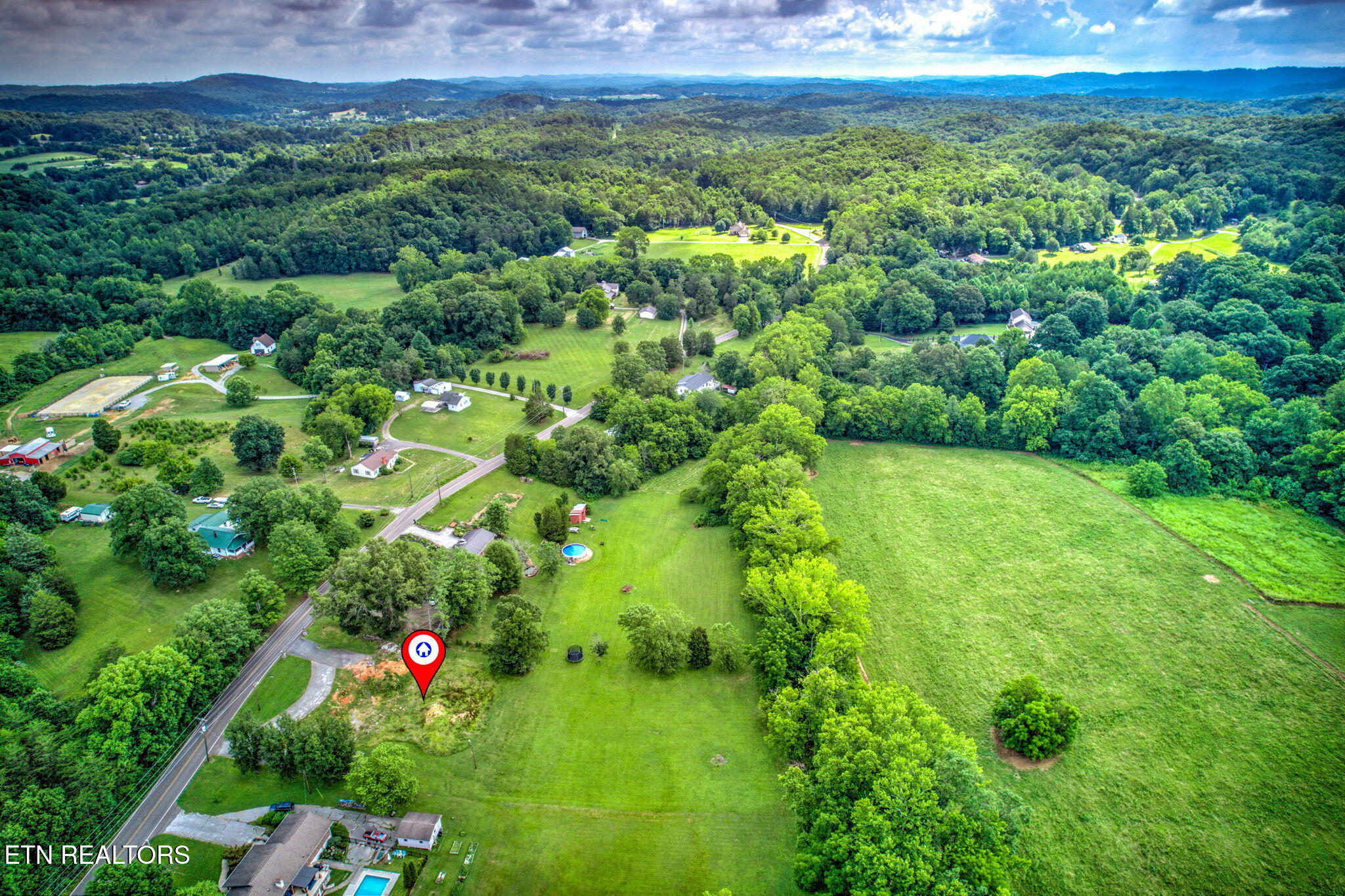 1350 Hopewell Road Knoxville, TN 37920 - Photo 11 of 11 11-web-or-mls-DJI_0850_1_2