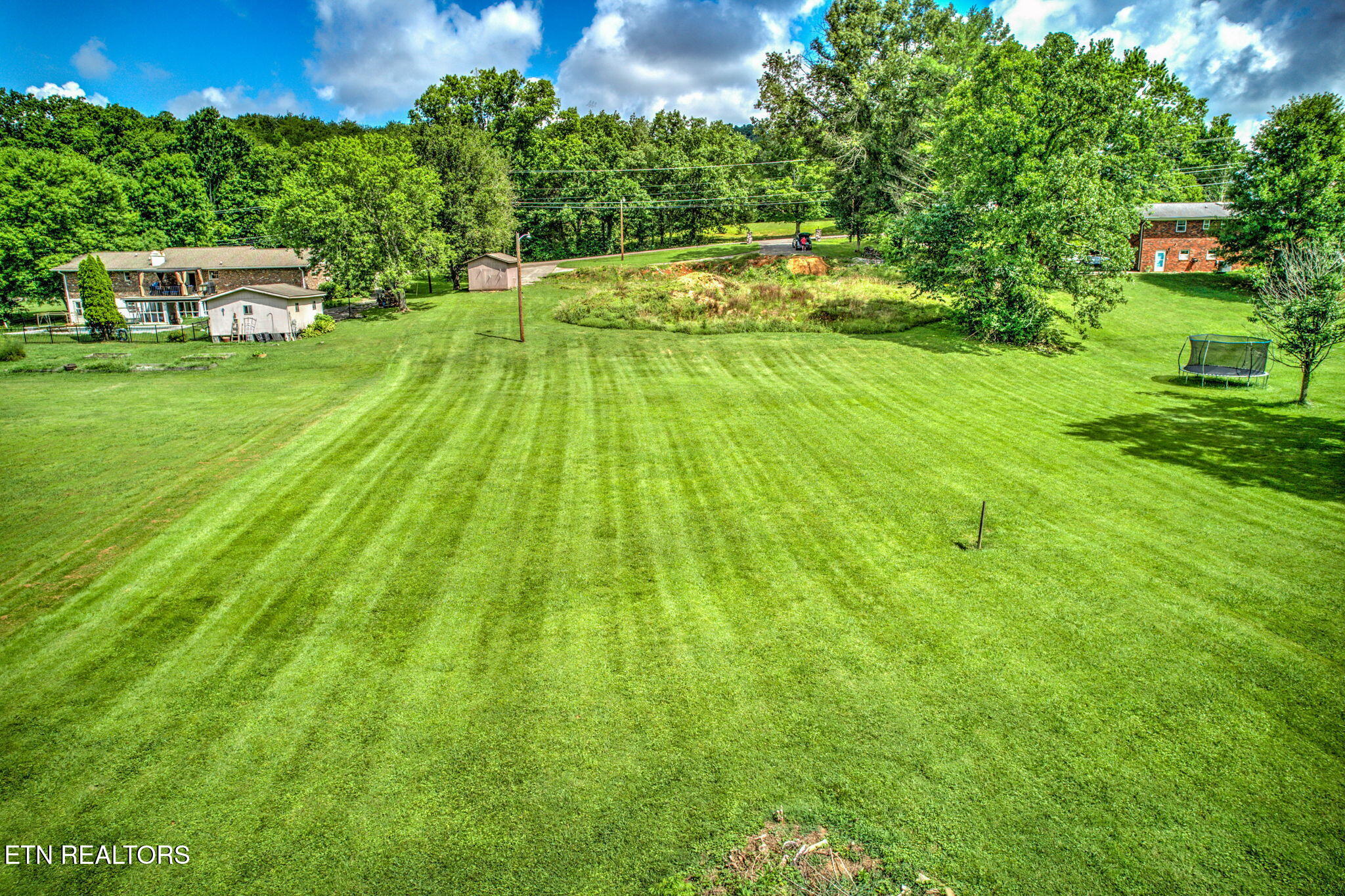 1350 Hopewell Road Knoxville, TN 37920 - Photo 2 of 11 2-web-or-mls-DJI_0865_6_7