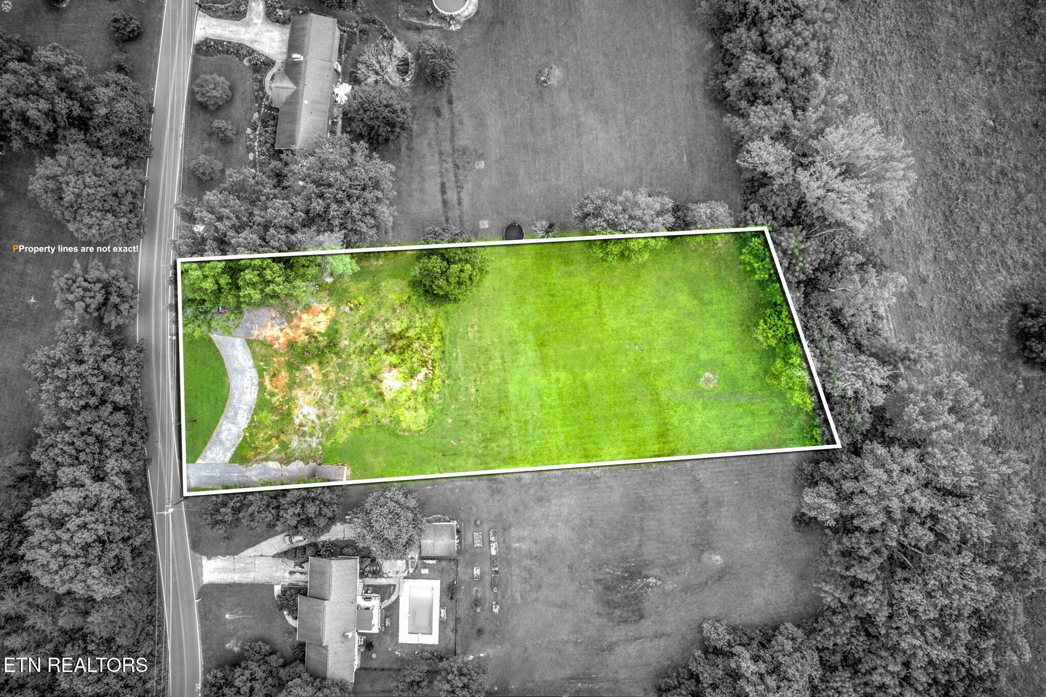 1350 Hopewell Road Knoxville, TN 37920 - Photo 3 of 11 3-web-or-mls-DJI_0856_7_8