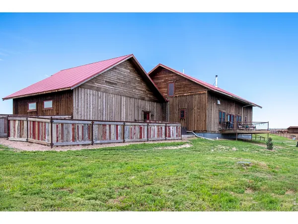 $1,350,000 | 51726 County Road 19, Nunn, CO 80648