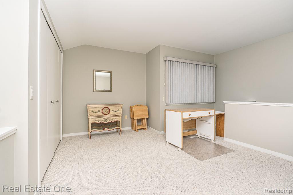 641 Ashley Circle East Rochester, MI 48307 - Photo 17 of 22 Loft 2 of 2