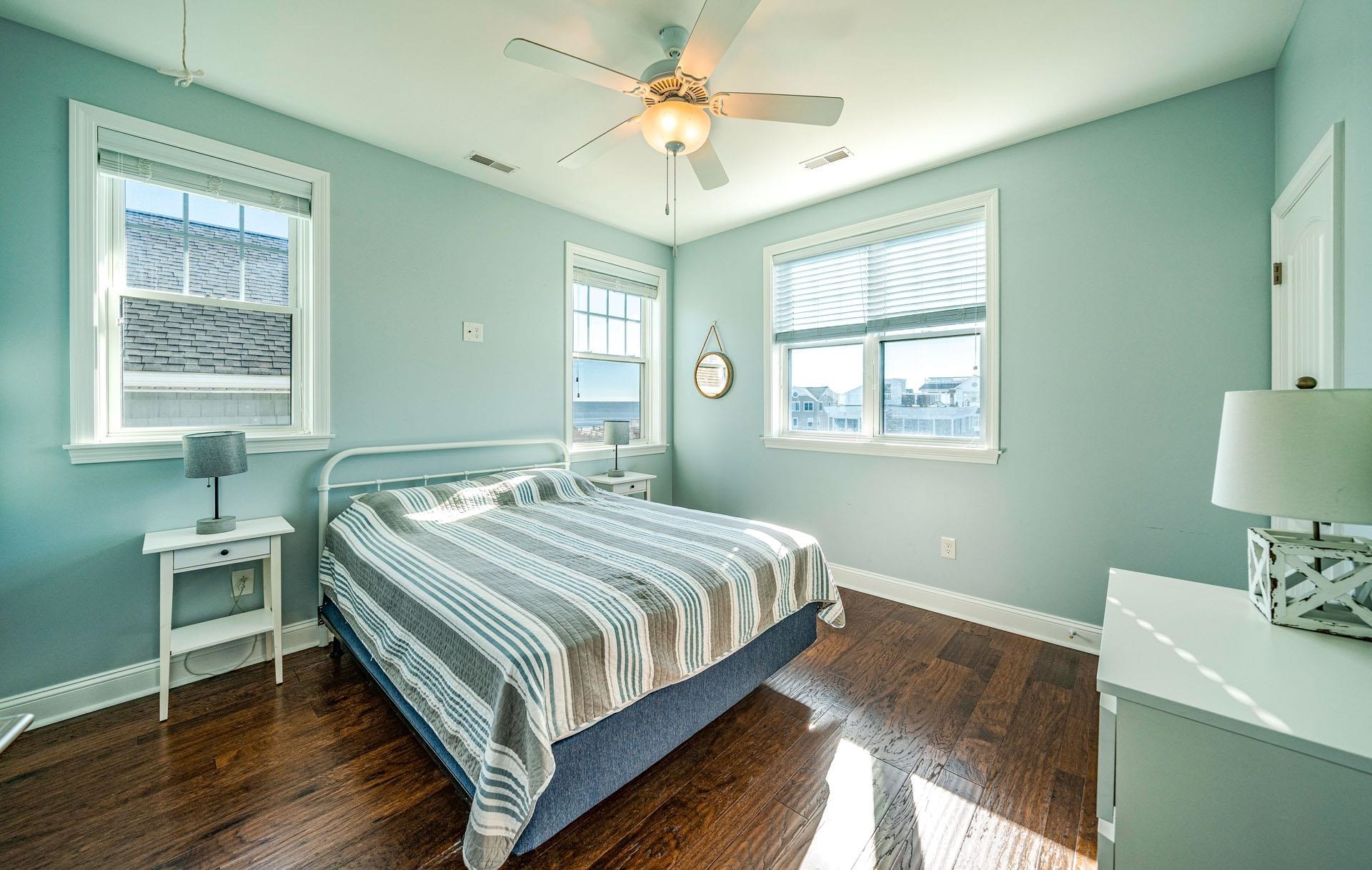 26 East Webster Strathmere, NJ 08248 - Photo 19 of 32 Gallery Image 19