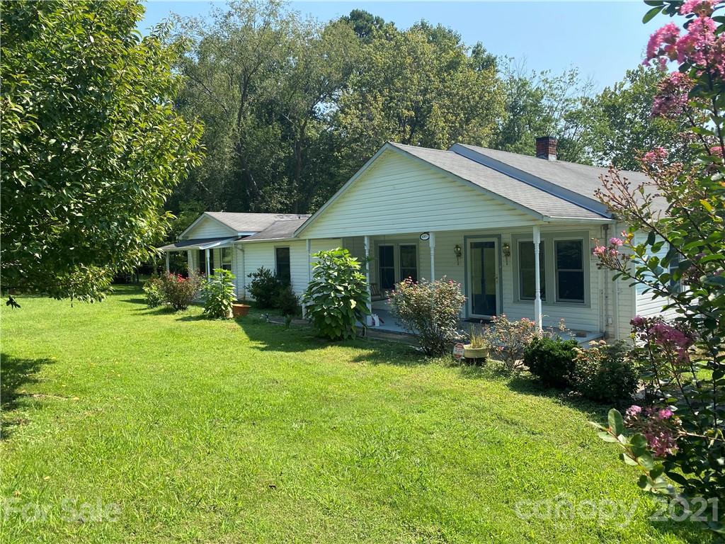 4817 Dysartsville Road Morganton, NC 28655 - Photo 1 of 29 Gallery Image 1