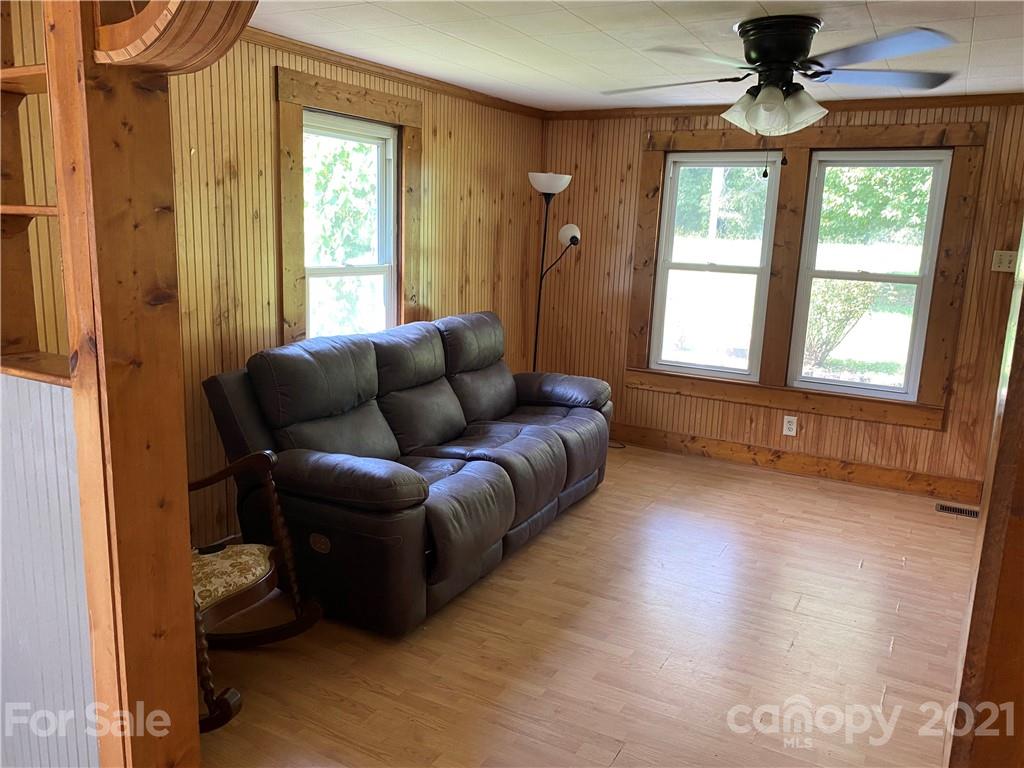 4817 Dysartsville Road Morganton, NC 28655 - Photo 17 of 29 Gallery Image 17