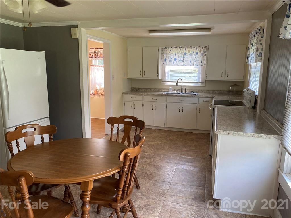 4817 Dysartsville Road Morganton, NC 28655 - Photo 19 of 29 Gallery Image 19