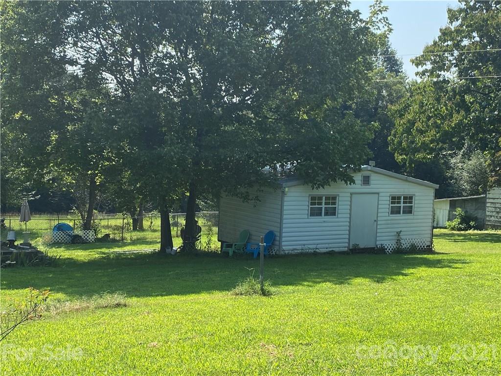 4817 Dysartsville Road Morganton, NC 28655 - Photo 8 of 29 Gallery Image 8