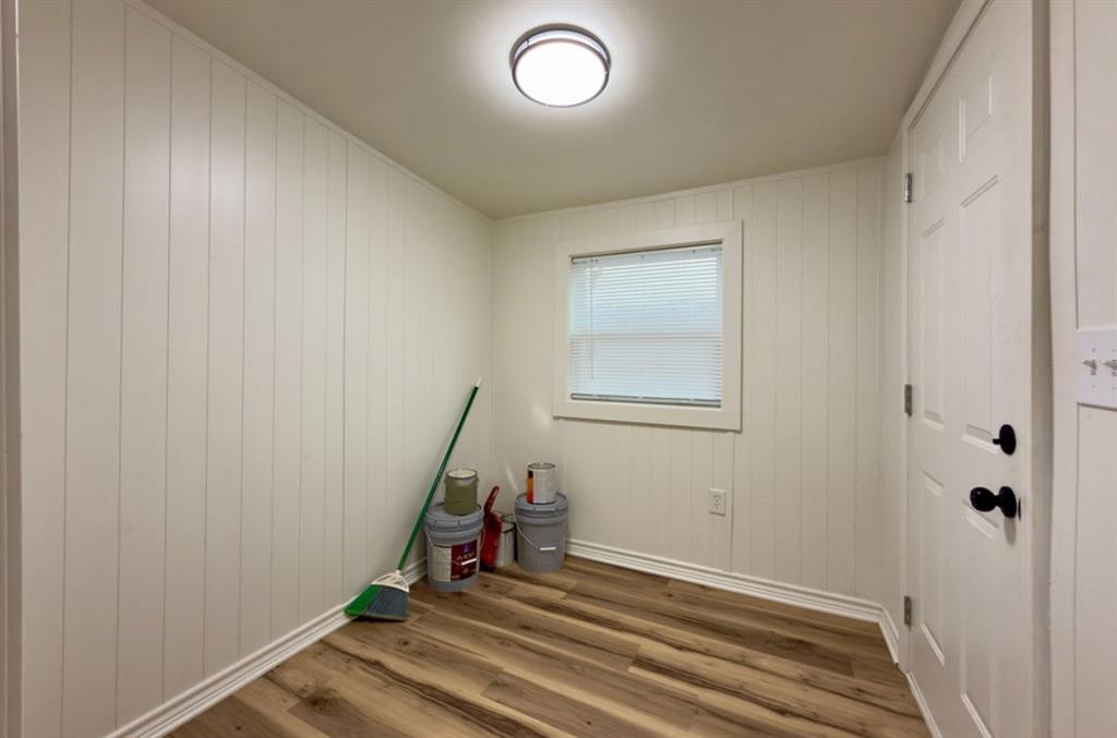 305 West Bryant Street Elm Mott, TX 76640 - Photo 16 of 19