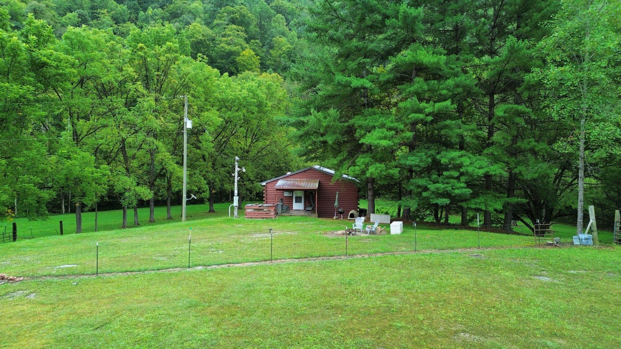 9074 Wolf Creek Road Pilgrim, KY 41250 - Photo 8 of 133 Cabin