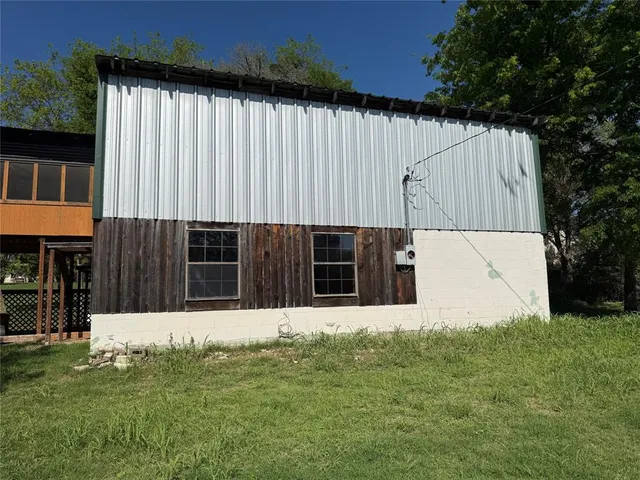 $99,000 | 107 County Road 1603, Clifton, TX 76634