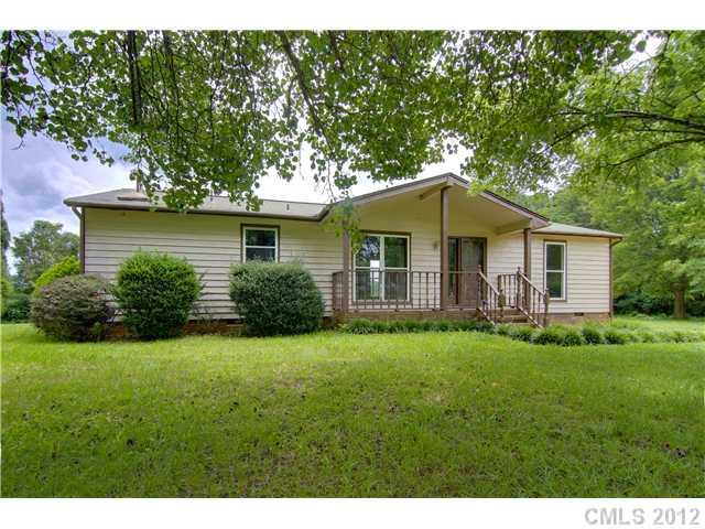 8416 Cleve Brown Road Charlotte, NC 28269 - Photo 1 of 16