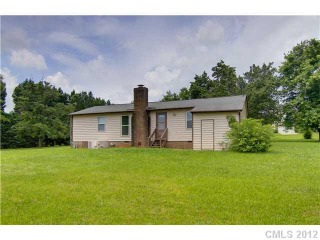 8416 Cleve Brown Road Charlotte, NC 28269 - Photo 14 of 16