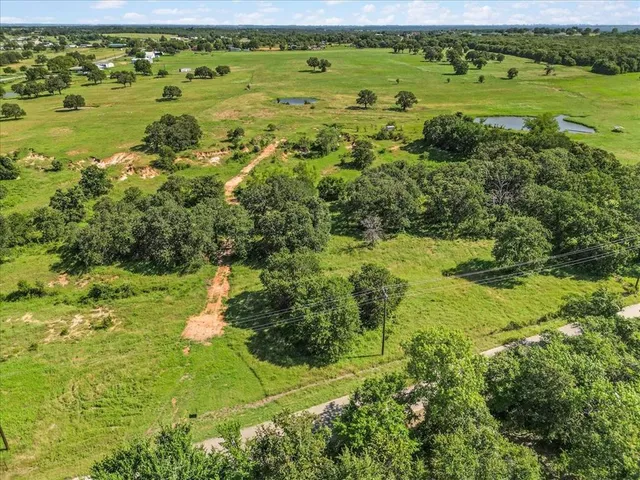 $790,000 | 1330 Midway Drive, Springtown, TX 76082