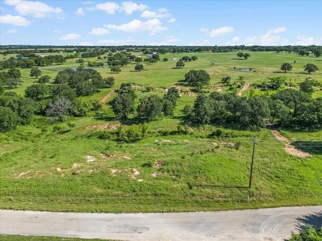 $790,000 | 1330 Midway Drive, Springtown, TX 76082