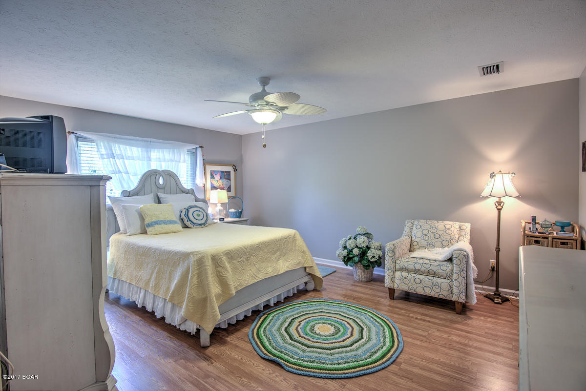 1402 Inverness Road Lynn Haven, FL 32444 - Photo 26 of 33 Gallery Image 26
