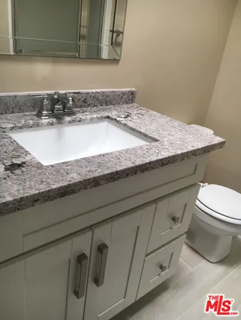 $3,250 | 1128 Rexford Drive, Unit 3, Los Angeles, CA 90035