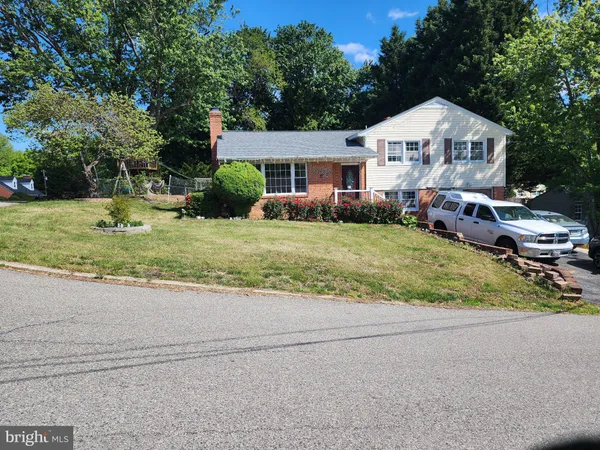 $2,800 | 13 Main Street, Huntingtown, MD 20639