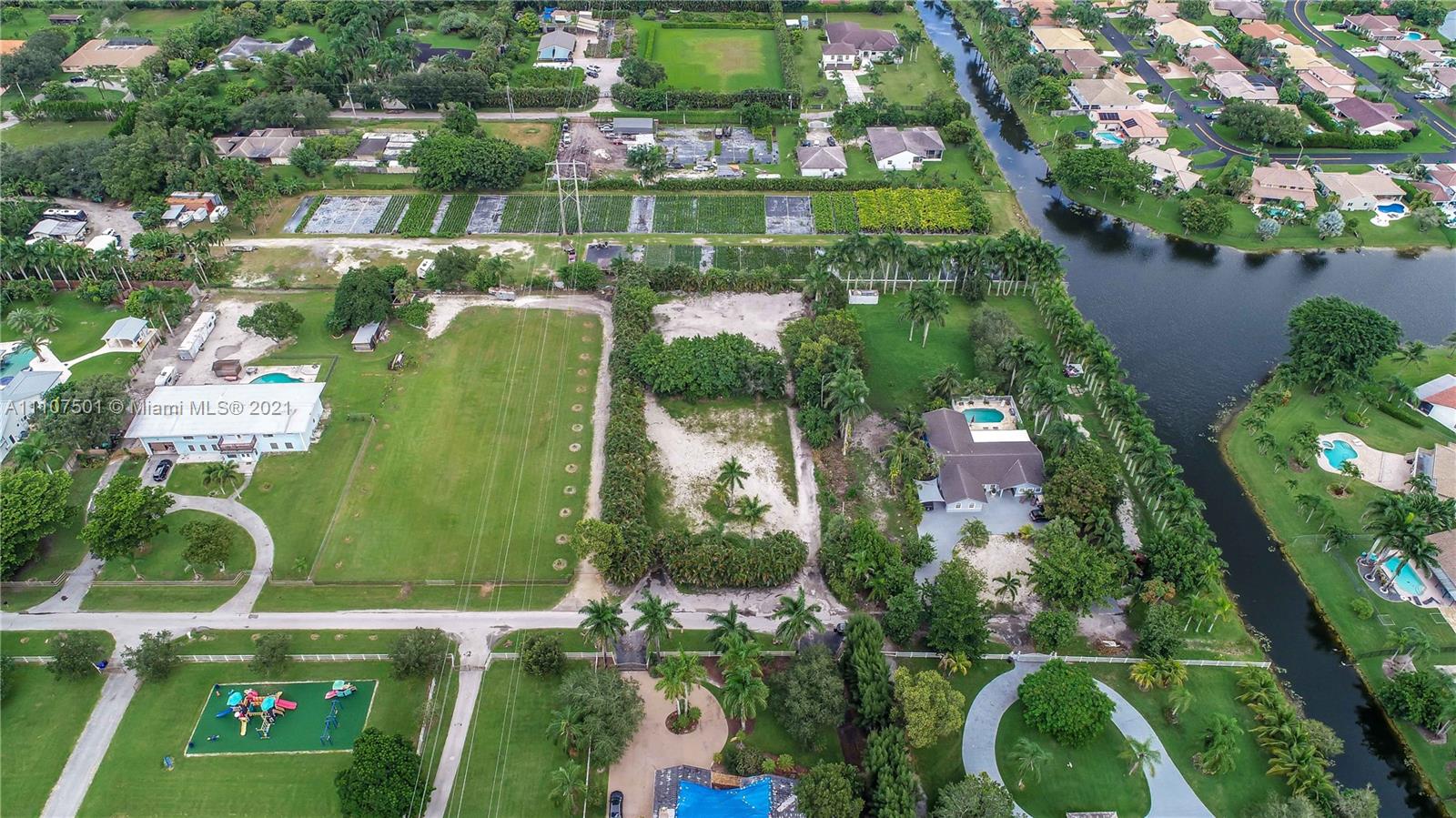 15711 Southwest 56th Street Southwest Ranches, FL 33331 - Photo 4 of 8 Gallery Image 4
