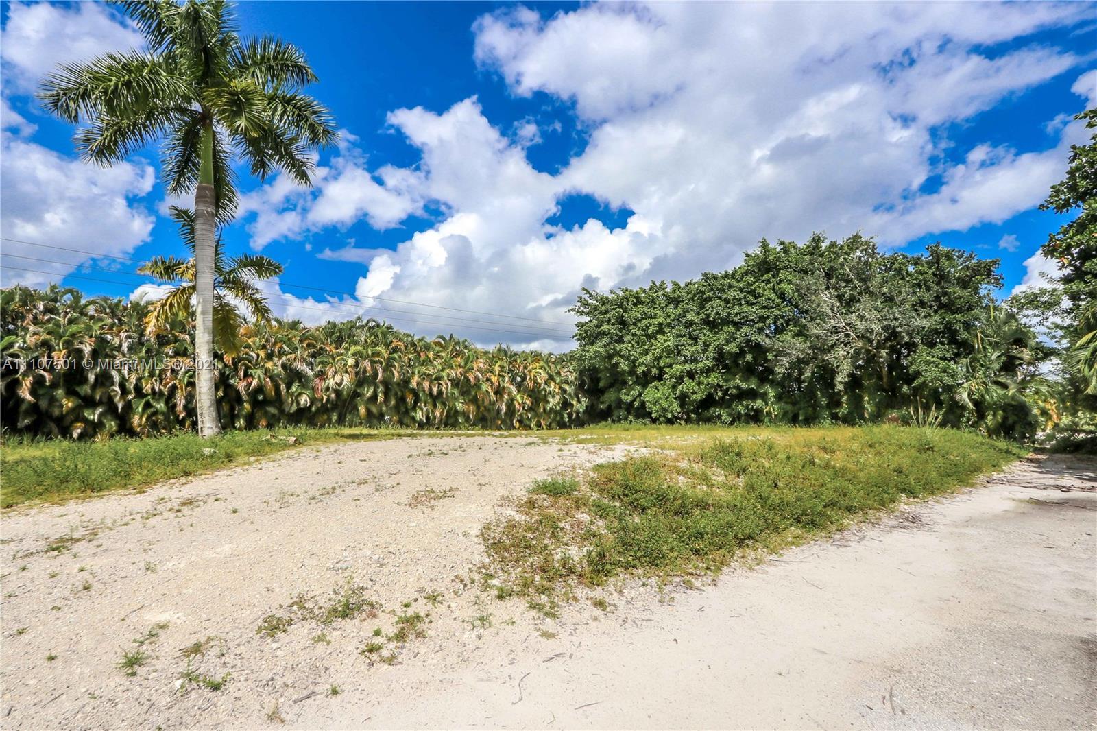 15711 Southwest 56th Street Southwest Ranches, FL 33331 - Photo 7 of 8 Gallery Image 7