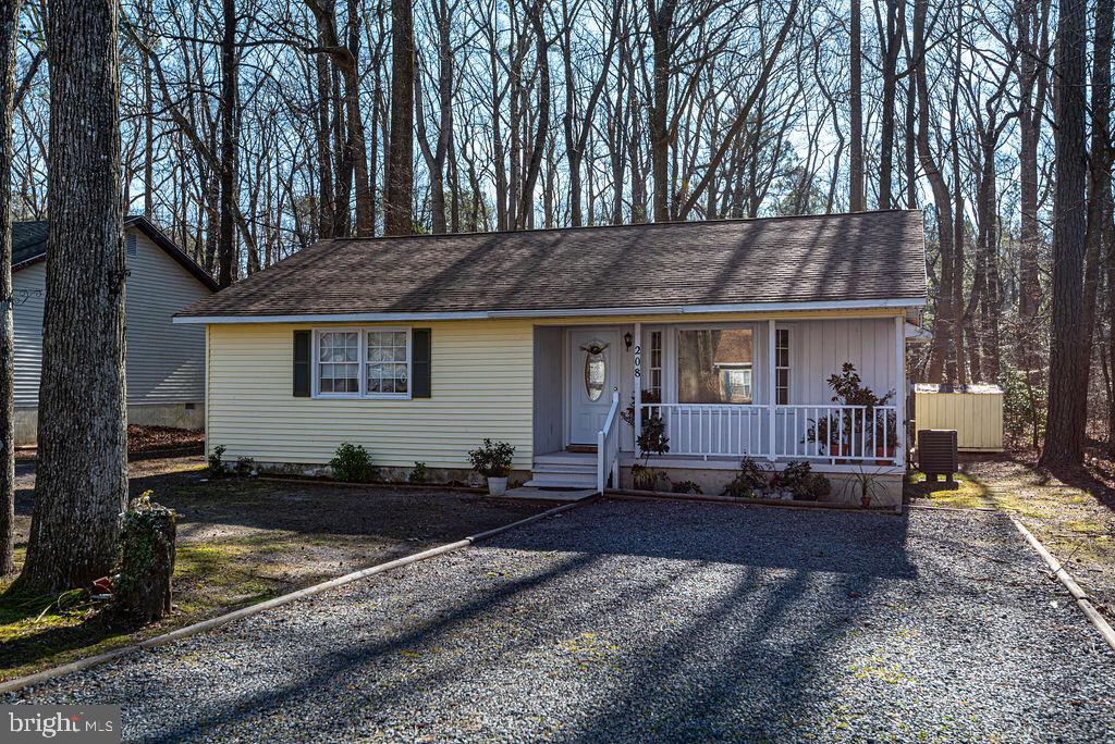 208 Windjammer Road Ocean Pines, MD 21811 - Photo 3 of 27