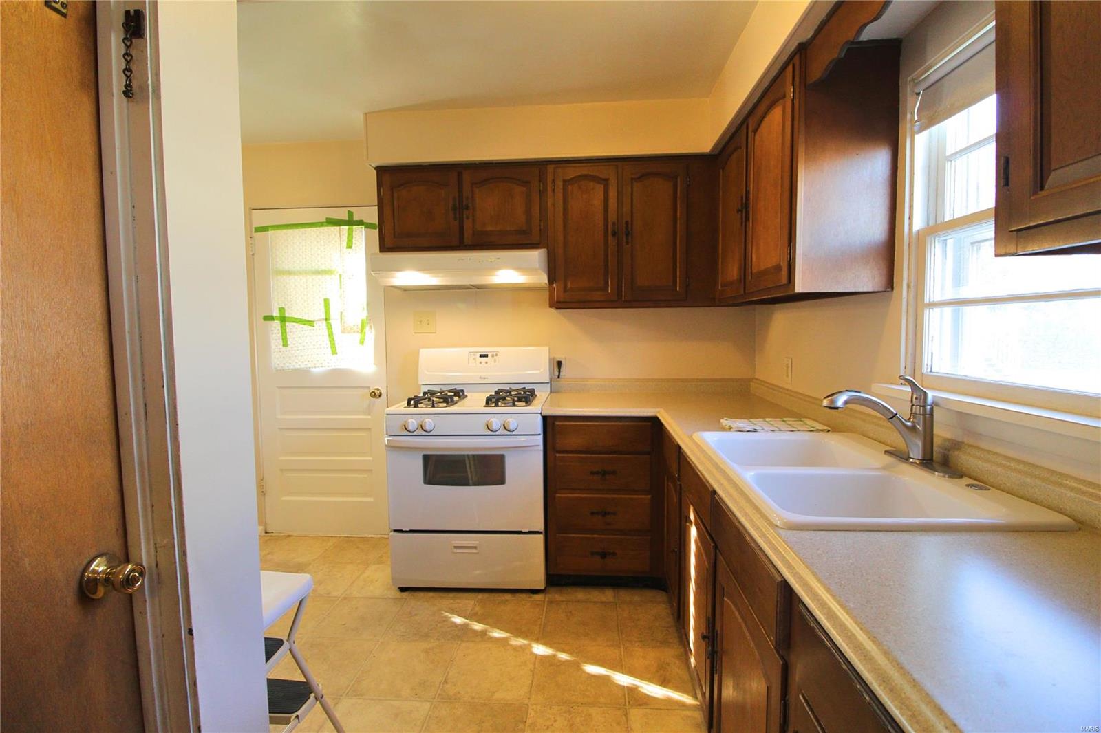 224 Caseyville Road Collinsville, IL 62234 - Photo 6 of 34 Gallery Image 6