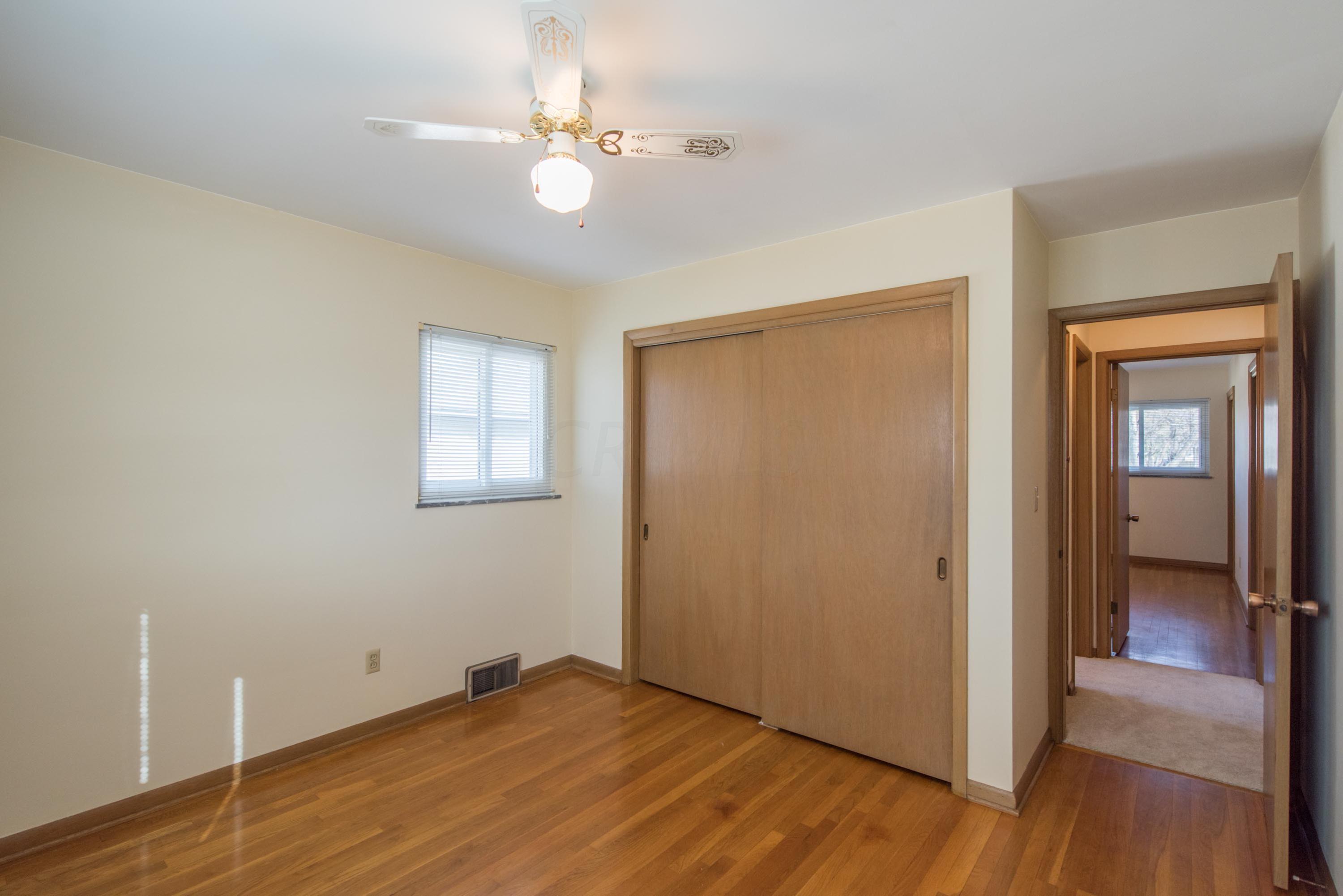2184 Shoreham Road Upper Arlington, OH 43220 - Photo 18 of 33