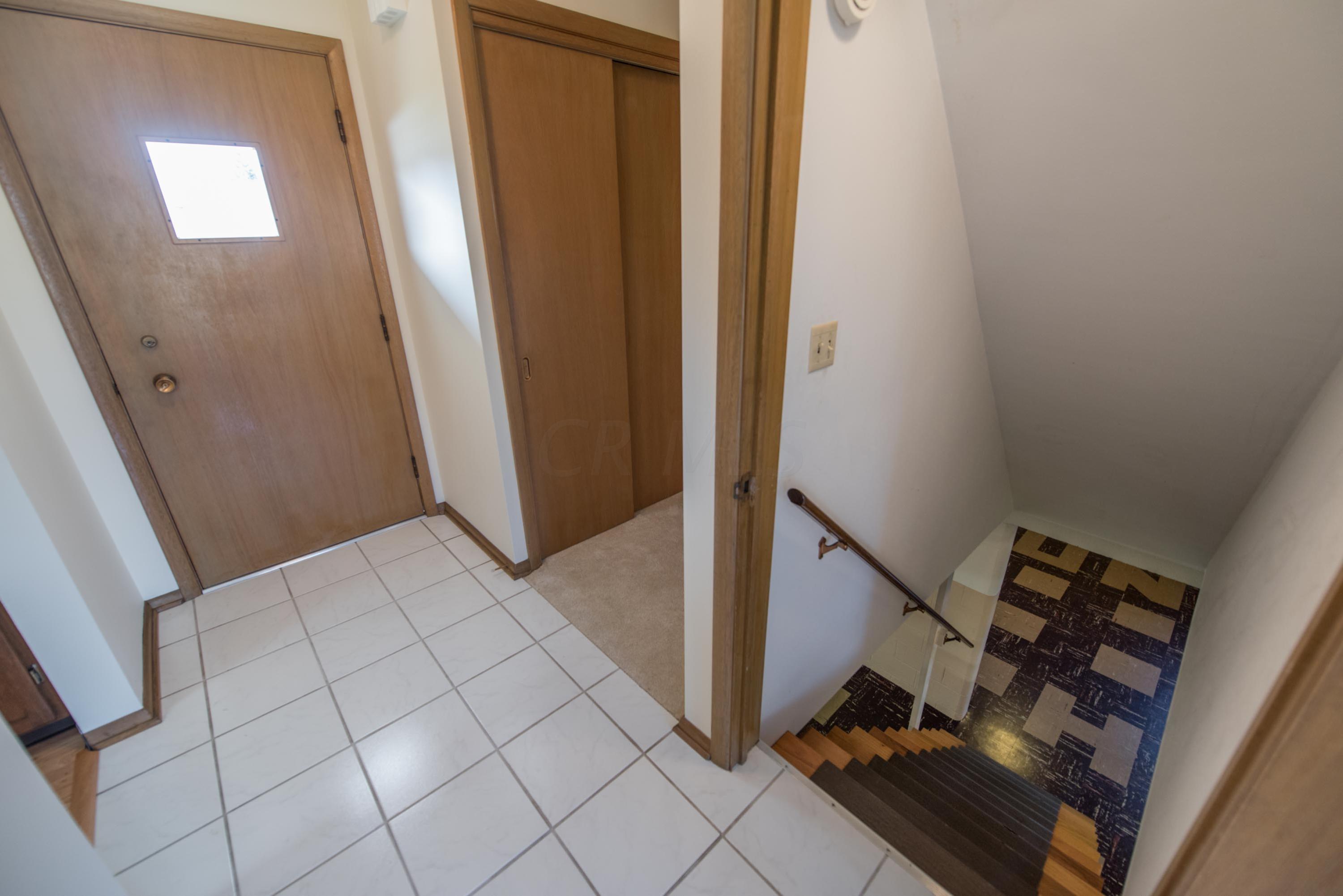 2184 Shoreham Road Upper Arlington, OH 43220 - Photo 25 of 33