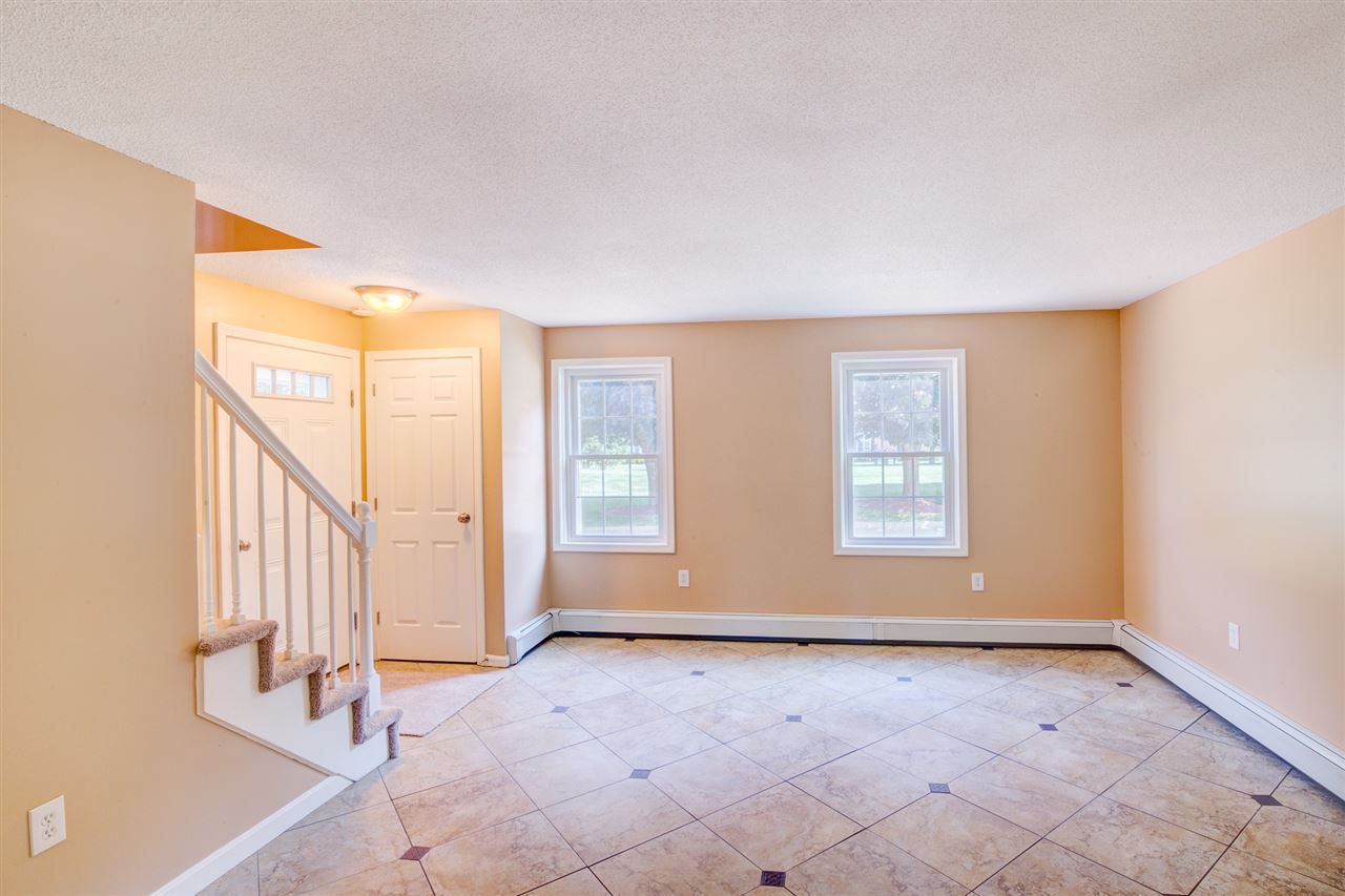 17 Great Brook Road Milford, NH 03055 - Photo 4 of 22