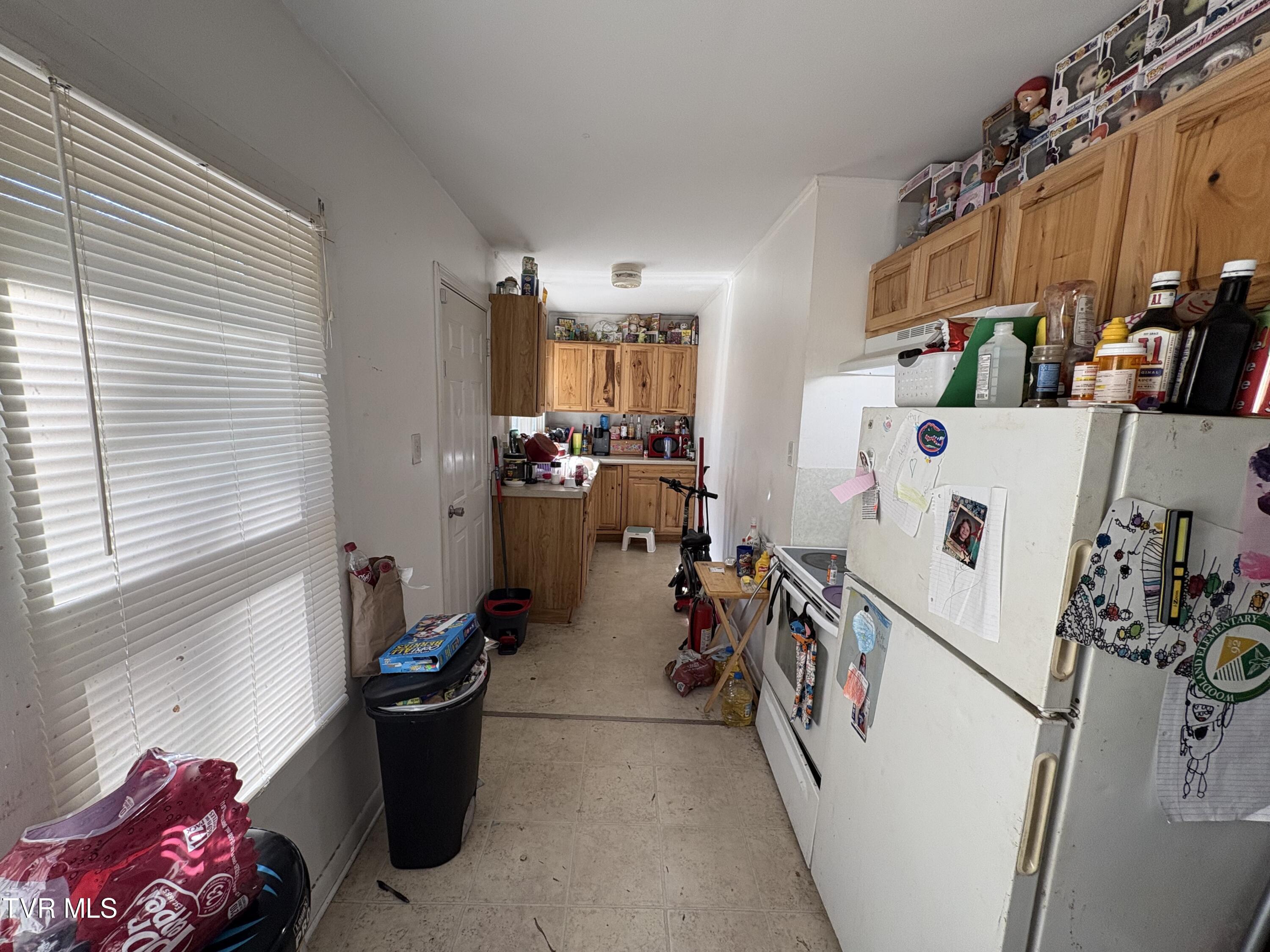 1803 Indian Ridge Road Johnson City, TN 37604 - Photo 5 of 11 IMG_0585