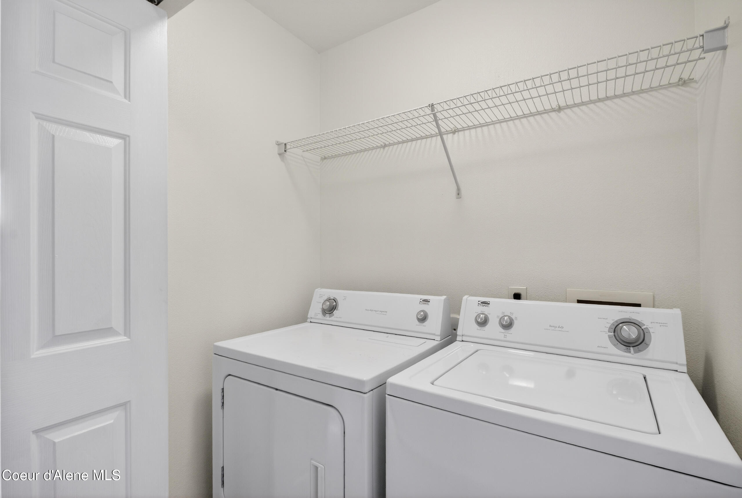 692 Hydra Place, Unit A Post Falls, ID 83854 - Photo 16 of 24 Hallway laundry