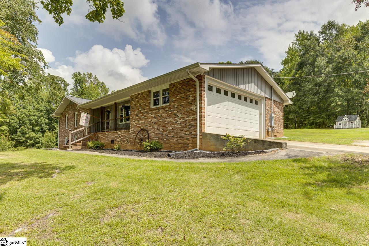 329 Wash Lesley Road Pickens, SC 29671 - Photo 6 of 46 Gallery Image 6