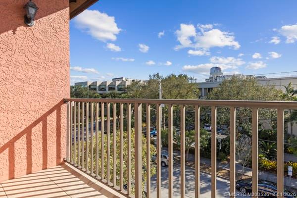 101 Southeast Ocean Boulevard, Unit UN303 Stuart, FL 34994 - Photo 5 of 10