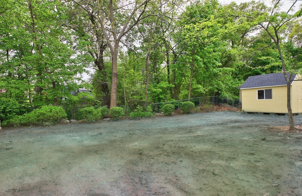 10 Nancy Road Dedham, MA 02026 - Photo 17 of 18 Gallery Image 17
