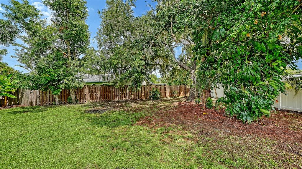4736 Charing Cross Road Sarasota, FL 34241 - Photo 16 of 20 Gallery Image 16