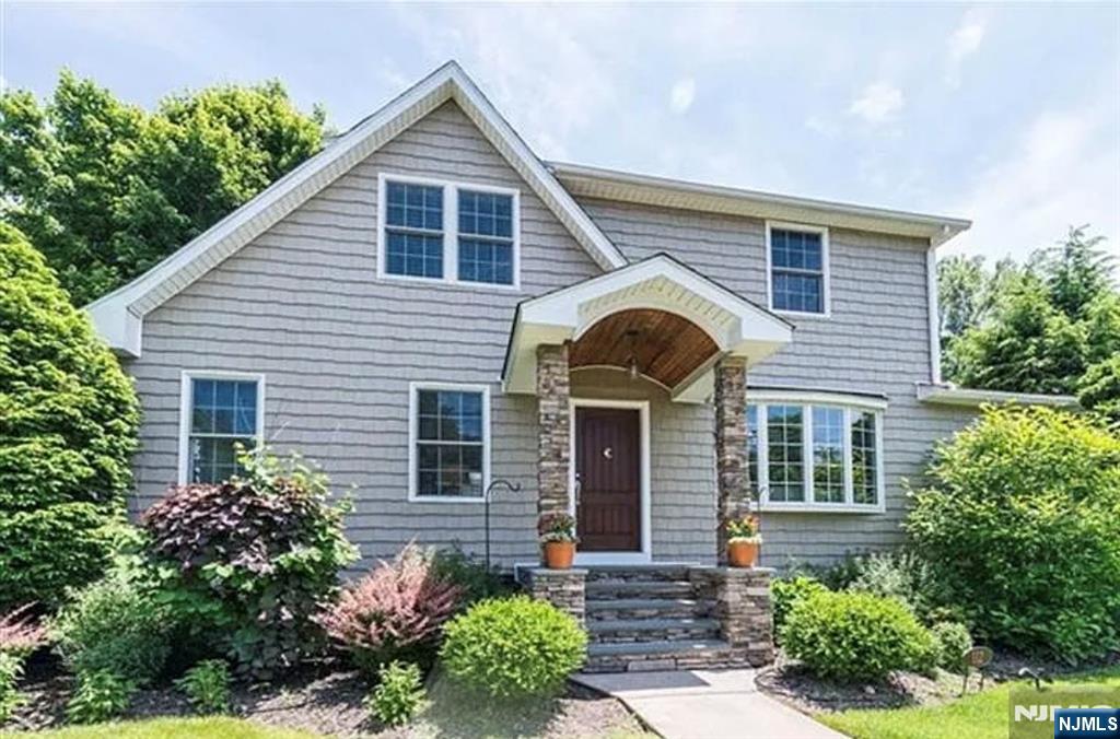112 Tenafly Road Tenafly, NJ 07670 - Photo 1 of 17 Gallery Image 1