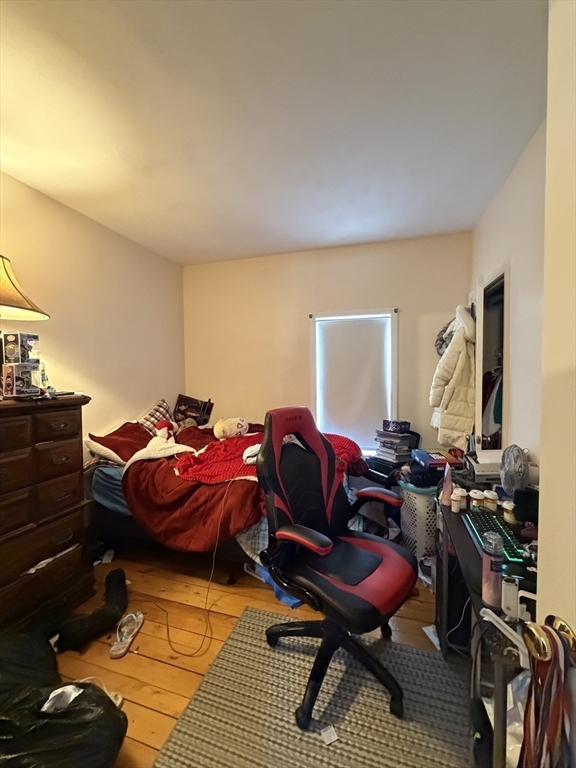 582 Cambridge Street Fall River, MA 02721 - Photo 9 of 22