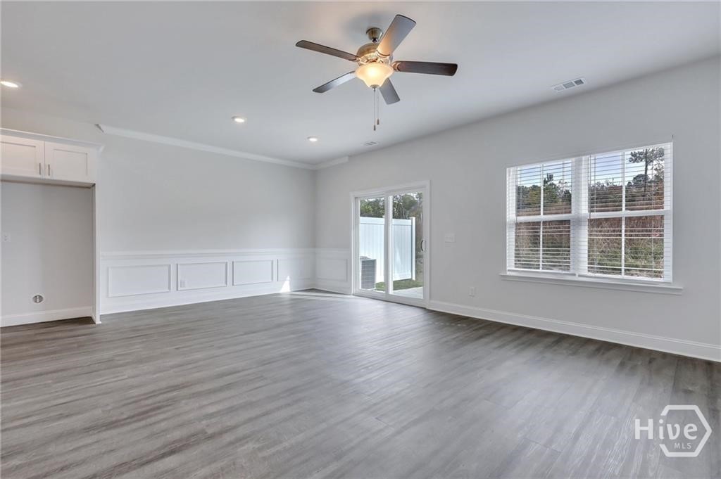 524 Gov Treutlen Circle Pooler, GA 31322 - Photo 4 of 23