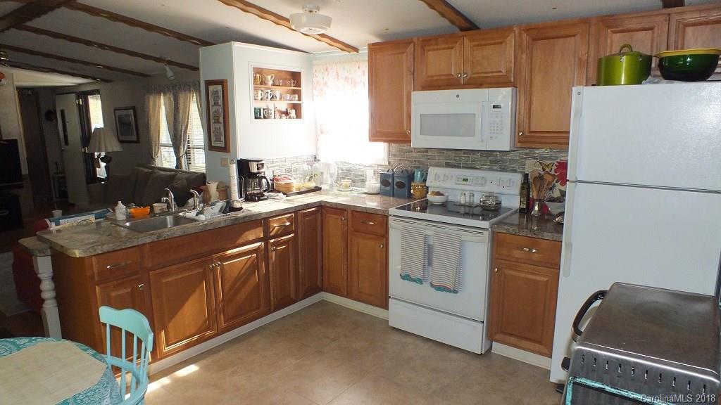 46 Rollins Road Marshall, NC 28753 - Photo 12 of 15 Gallery Image 12