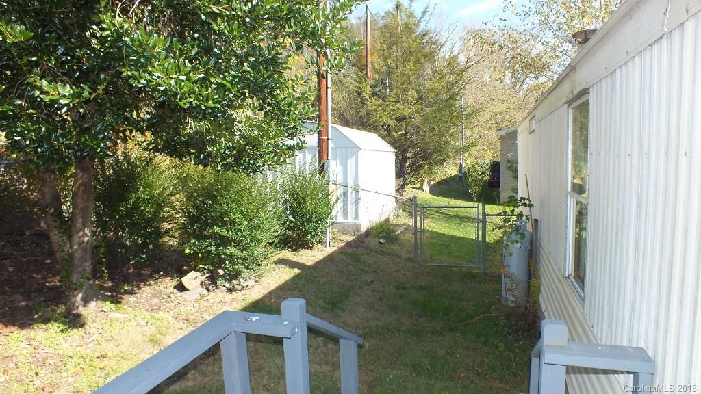 46 Rollins Road Marshall, NC 28753 - Photo 13 of 15 Gallery Image 13