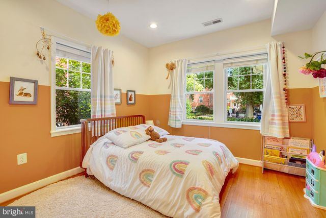 $1,250,000 | 17 East Mason Avenue, Alexandria, VA 22301