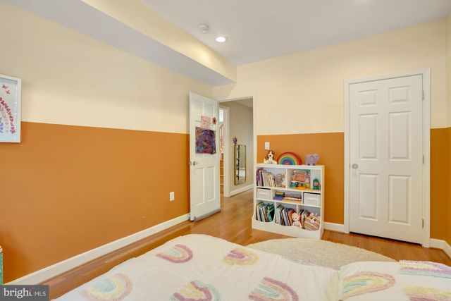 $1,250,000 | 17 East Mason Avenue, Alexandria, VA 22301