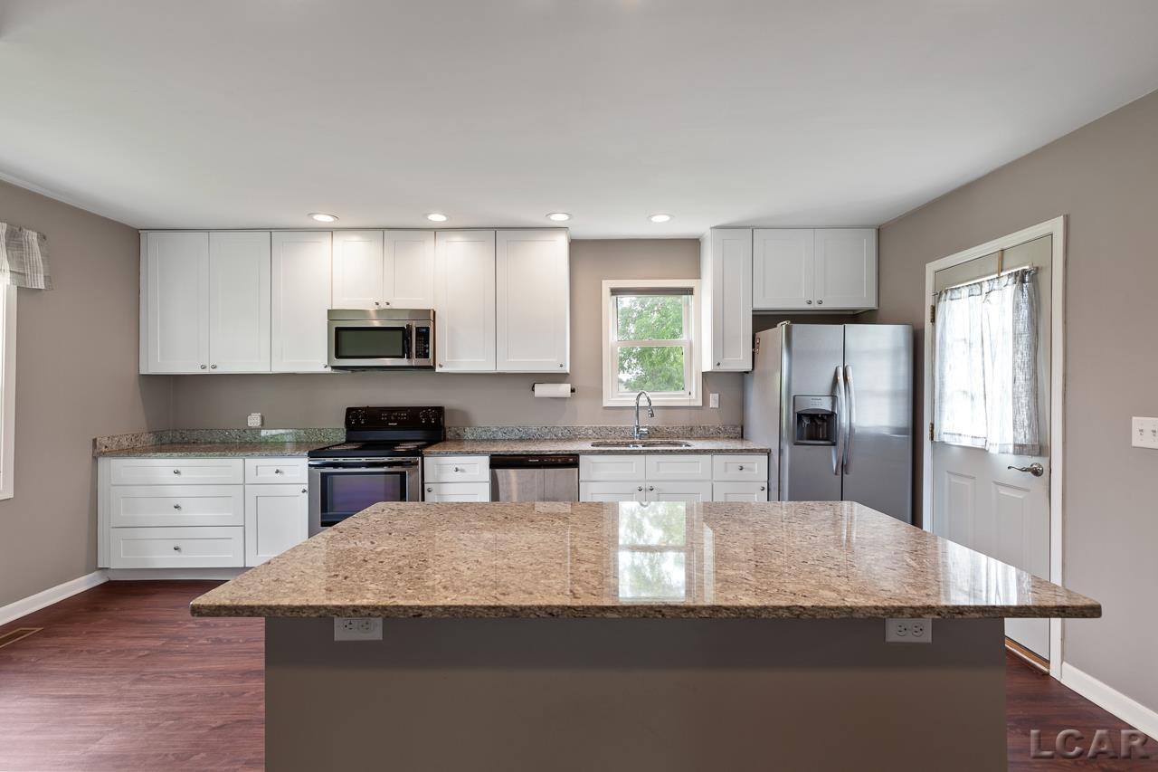 6187 Burton Road Adrian, MI 49221 - Photo 11 of 43