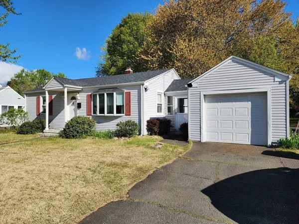 $258,000 | 800 McKinstry Avenue, Chicopee, MA 01020