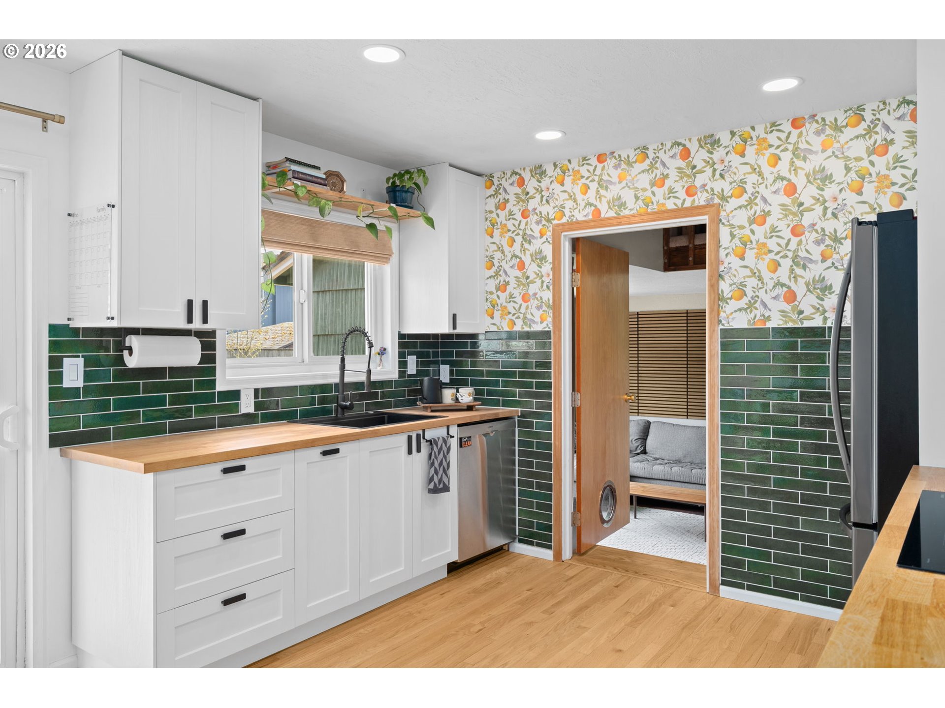 4230 Southeast 103rd Avenue Portland, OR 97266 - Photo 14 of 38