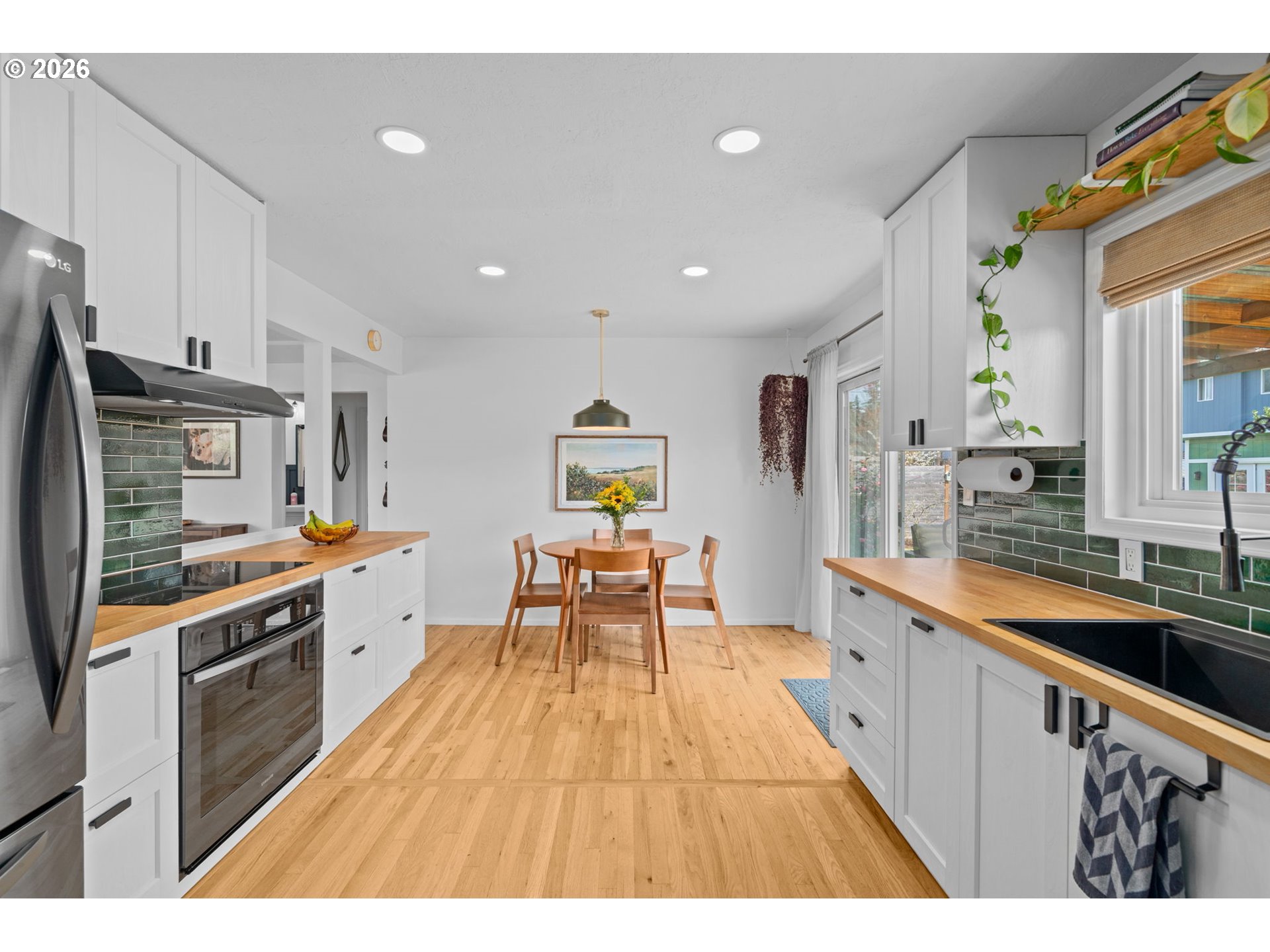 4230 Southeast 103rd Avenue Portland, OR 97266 - Photo 17 of 38