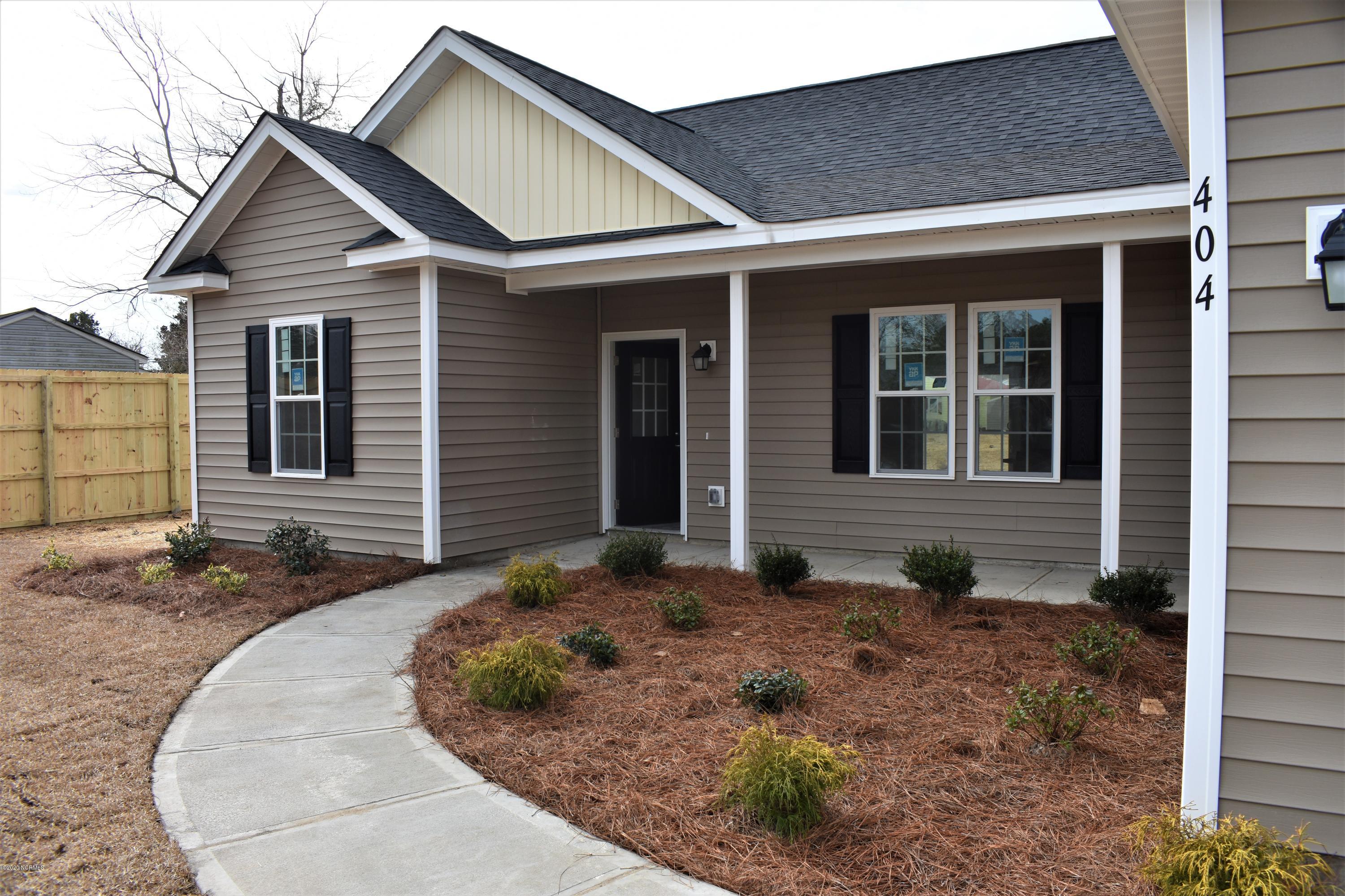404 Camp Davis Road Holly Ridge, NC 28445 - Photo 2 of 12 DSC_0961